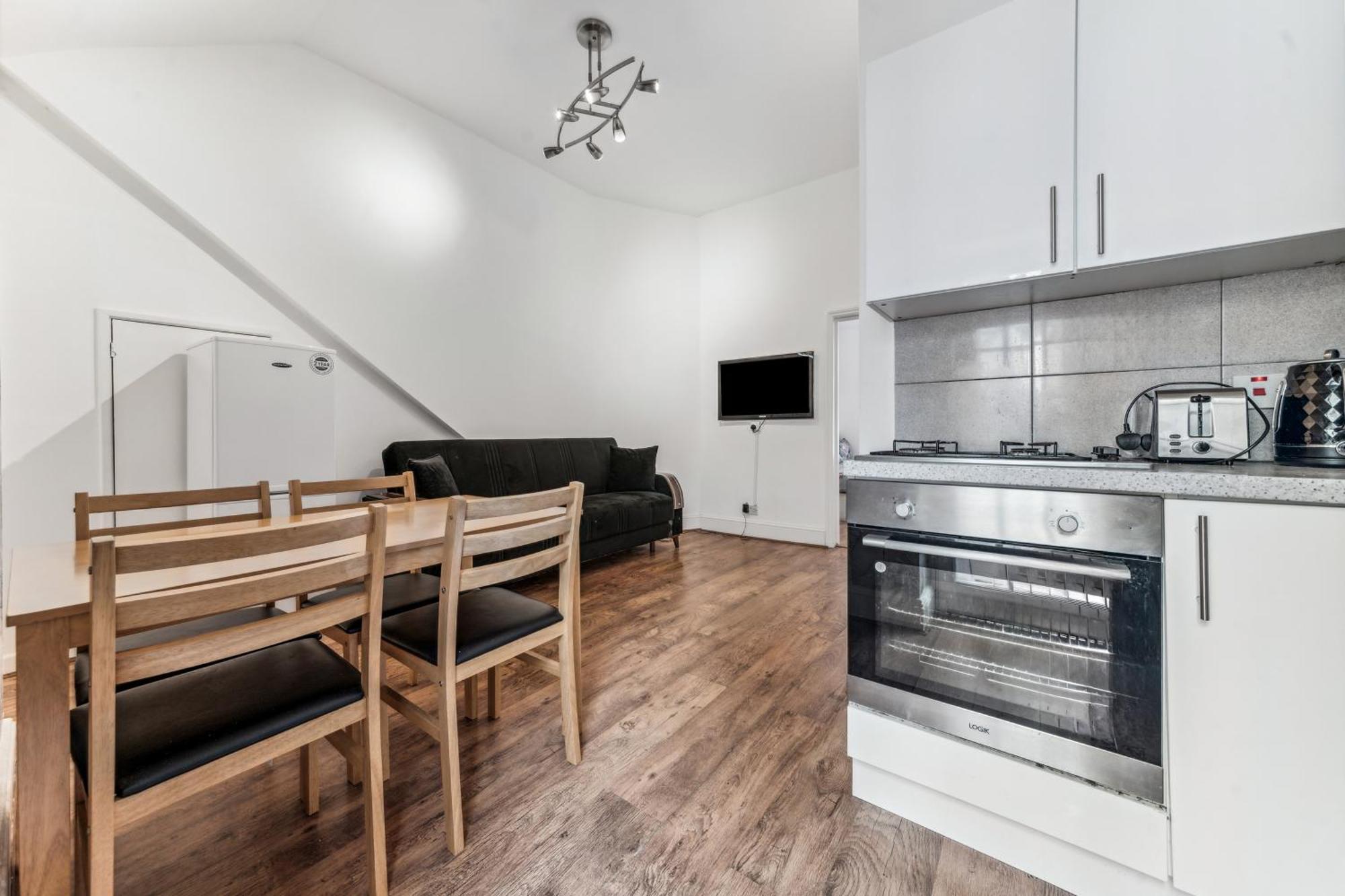 Cozy Wimbledon Apartment London Exterior foto